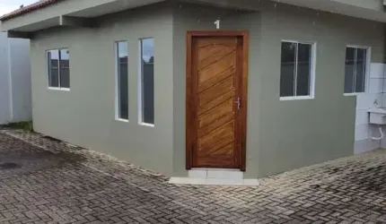 Casa Piraquara 47 m2 02 qtos, 02 vagas, aceita financiamento R  189 mil