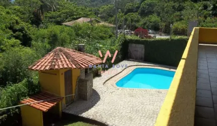Sobrado à venda, 2 quartos, 1 suíte, 12 vagas, Feiticeira - Ilhabela/SP