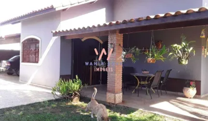 Casa com Edícula a 400m da Praia, com 6 dormitórios à venda, 250 m² por R$ 900.000- Porto Novo - Caraguatatuba/SP