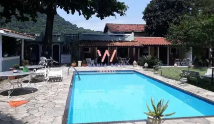 Casa Alto Padrão, com 6 dormitórios à venda, 415 m² por R$ 2.300.000 - Barequeçaba - São Sebastião/SP