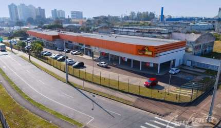 Ponto comercial para alugar na André Ferreira Barbosa, 8157, Capão Raso, Curitiba, 75 m2 por R$ 5.600