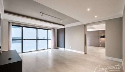 Sala comercial para alugar na Cândido Abreu, 660, Centro Cívico, Curitiba, 69 m2 por R$ 3.500