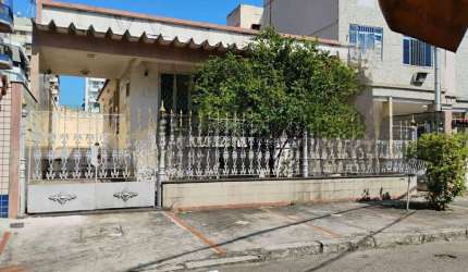 Casa com 2 dormitórios à venda, 125 m² por R$ 870.000,00 - Vila Valqueire - Rio de Janeiro/RJ