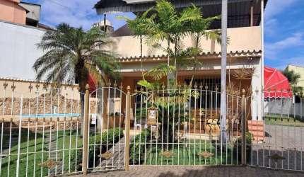 Casa com 4 dormitórios à venda, 150 m² por R$ 950.000,00 - Vila Valqueire - Rio de Janeiro/RJ