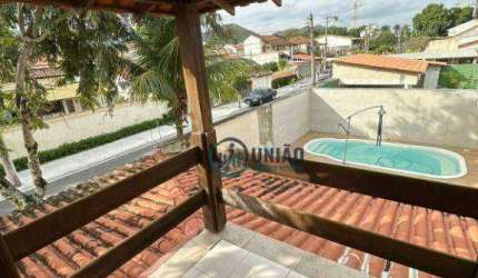 Lindíssima casa com 4 dormitórios à venda - Piratininga - Niterói/RJ