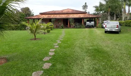 Sítio maravilhoso 8.600m²/ Espaço Gourmet/ Forno de pizza/ Piscina com cascata