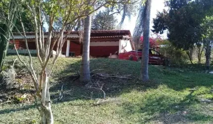 Chácara 2.430 m²/ Casa + Edícula+ Barracão/ Piscina e Riacho/ Só 456 mil