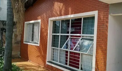 Casa térrea/ 150 m²/ 3 Dorm./ Quintal/ Ac. Av. São Paulo/ 450 mil