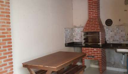 Casa térrea com 1 Dorm./ Área Gourmet/ Edícula/ Ac. Av. Ipanema/ Só R$ 200 mil