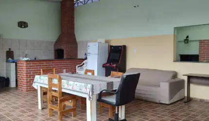 Casa assobradada/ 2 Dorm./ Suíte/ Edícula/ Área gourmet/ Ac. Av. Elias Maluf