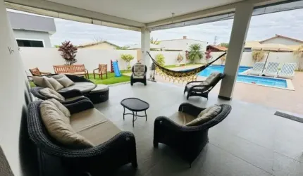Chácara em condomínio/ 3 Dorm./ Suíte/ Piscina/ Área gourmet/ Araçoiaba da Serra