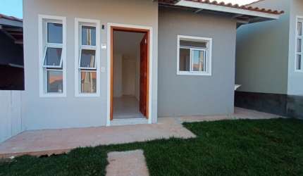 Casa em condomínio Fechado/ Lazer/ 2 Dorm./ 2 Vagas/ Pacote 1.700,00