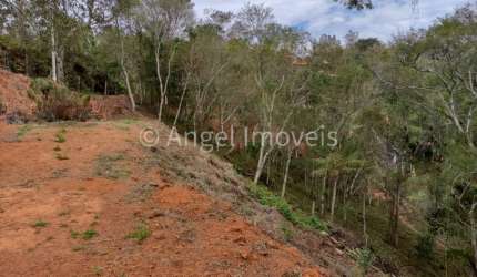 ÁREA EXCELENTE PARA CONSTRUÇÃO DO SEU IMÓVEL