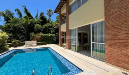 Casa magnifica disponível para venda na Praia de São Pedro - Guarujá