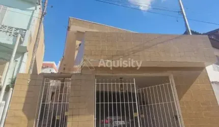 Casa a venda com 190m2 no Parque São Lucas.