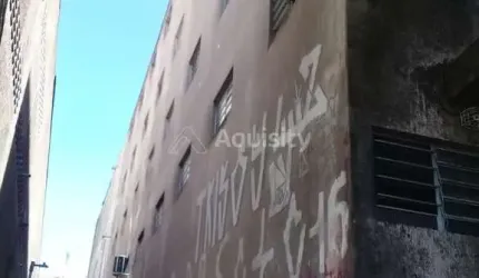 Galpão de 3.500m² em Cambuci, SP: venda por R$18,5 mi e locação por R$100 mil - 5 banheiros inclusos.