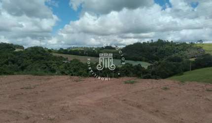 ÁREA RURAL COM 30.560m², PARA LOCAÇÃO OU VENDA LOCALIZADO NO BAIRRO MORRO AZUL EM LOUVEIRA/SP.
