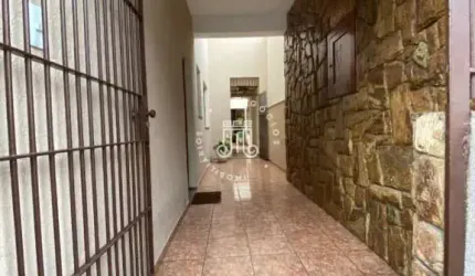 CASA - SOBRADO À VENDA COM 03 DORMITÓRIOS LOCALIZADA NO BAIRRO VILA SANTA ROSA EM JUNDIAÍ-SP.
