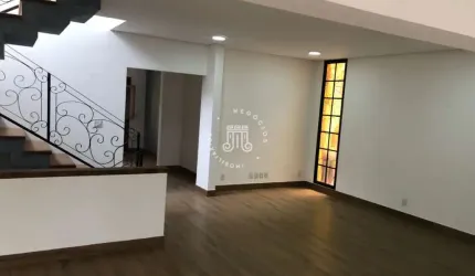 SOBRADO EM CONDOMÍNIO COM 2 SUITES À VENDA - LOUVEIRA/SP