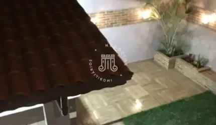 CASA À VENDA COM 03 DORMITÓRIOS (01 SUÍTE), LOCALIZADO NO BAIRRO JARDIM CAÇULA EM JUNDIAÍ/SP