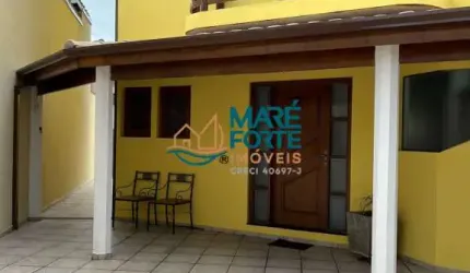 SOBRADO COM 05 SUITE E PISCINA