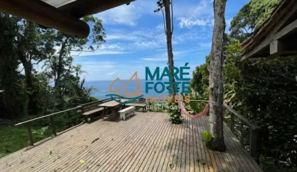 Casa bem arejada com vista para o mar