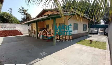 OPORTUNIDADE CASA COM OTIMA LOCALIZAÇÃO NO ITAGUA