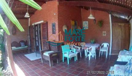 Casa mobiliada e com piscina no Perequê- Mirim!