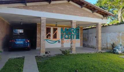 Linda casa com edícula no Itaguá!