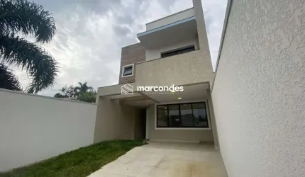 Casa com 3 quartos à venda na Irerê, 483, Gralha Azul, Fazenda Rio Grande por R$ 750.000