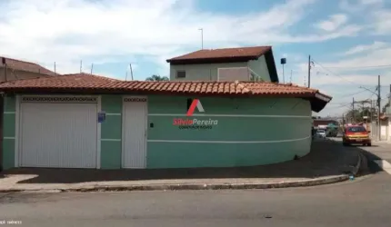Casa (Sobrado) para Venda, 3 dorm(s), 1 suite(s), 8 vaga(s), 210 m²