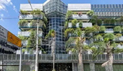 Conjunto/Sala Comercial para alugar  58m²,  1 Banheiro, 4 salas individuais, 1 vaga de garagem coberta, no Bairro São João, Porto Alegre/RS