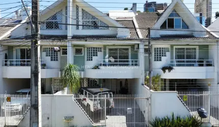 Triplex com 3 quartos + Home Office à venda no Ecoville. 182,99m² privativos