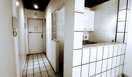 Kitnet/conjugado para venda com 30 metros quadrados com 1 quarto em Copacabana - Rio de Janeiro - RJ