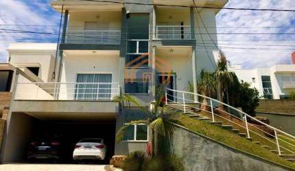 Casa Sobrado de Condominio em Parque das Laranjeiras - Itatiba, SP