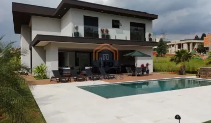 Casa em Jacaré - Cabreúva, SP