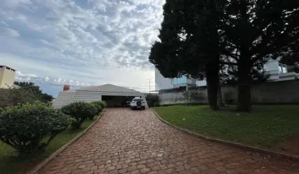 Casa com 3 quartos para alugar na Rua Tocantins, 3399, Brasília, Pato Branco, 383 m2 por R$ 4.500