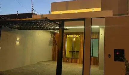 LINDA CASA NO JARDIM ECOVALLEY