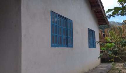 Chácara / sítio com 3 quartos à venda no Centro, Paraibuna  por R$ 400.000