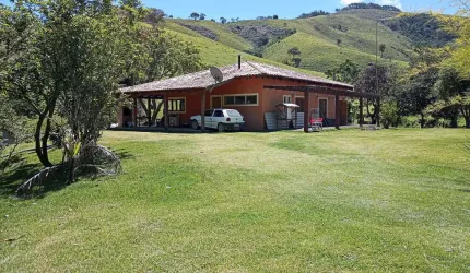 Fazenda com 1 sala à venda no Centro, São Luiz do Paraitinga  por R$ 1.500.000