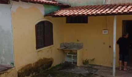Casa com 4 quartos à venda em Santana, São José dos Campos  por R$ 850.000