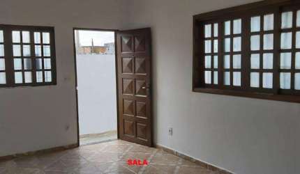 Casa com 1 quarto à venda no Balneário dos Golfinhos, Caraguatatuba  por R$ 330.000
