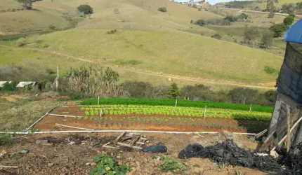 Chácara / sítio com 3 quartos à venda no Bairro da Fartura, Paraibuna  por R$ 1.500.000