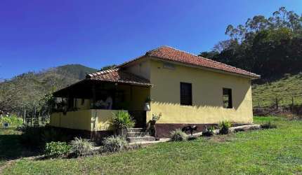 Fazenda com 1 sala à venda no Centro, Lorena  por R$ 4.200.000
