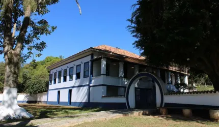 Fazenda com 3 salas à venda no Centro, Guaratinguetá  por R$ 5.500.000