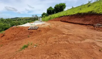 Terreno à venda no Paiol, Taubaté  por R$ 294.000