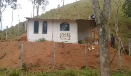 Fazenda à venda na Zona Rural, Cunha  por R$ 1.300.000