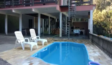 Chácara / sítio com 3 quartos à venda no Centro, Paraibuna  por R$ 650.000