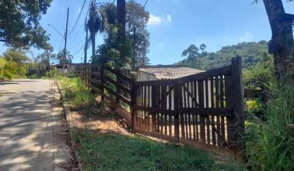 Chácara / sítio com 1 quarto à venda no Buquirinha II, São José dos Campos  por R$ 170.000