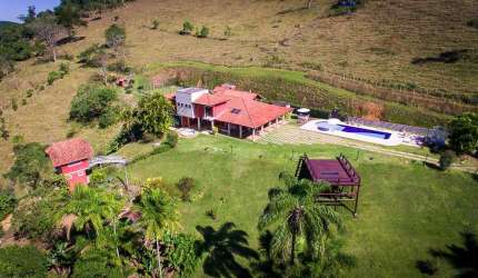 Chácara / sítio com 5 quartos à venda no Pau de Saia, São José dos Campos  por R$ 3.800.000